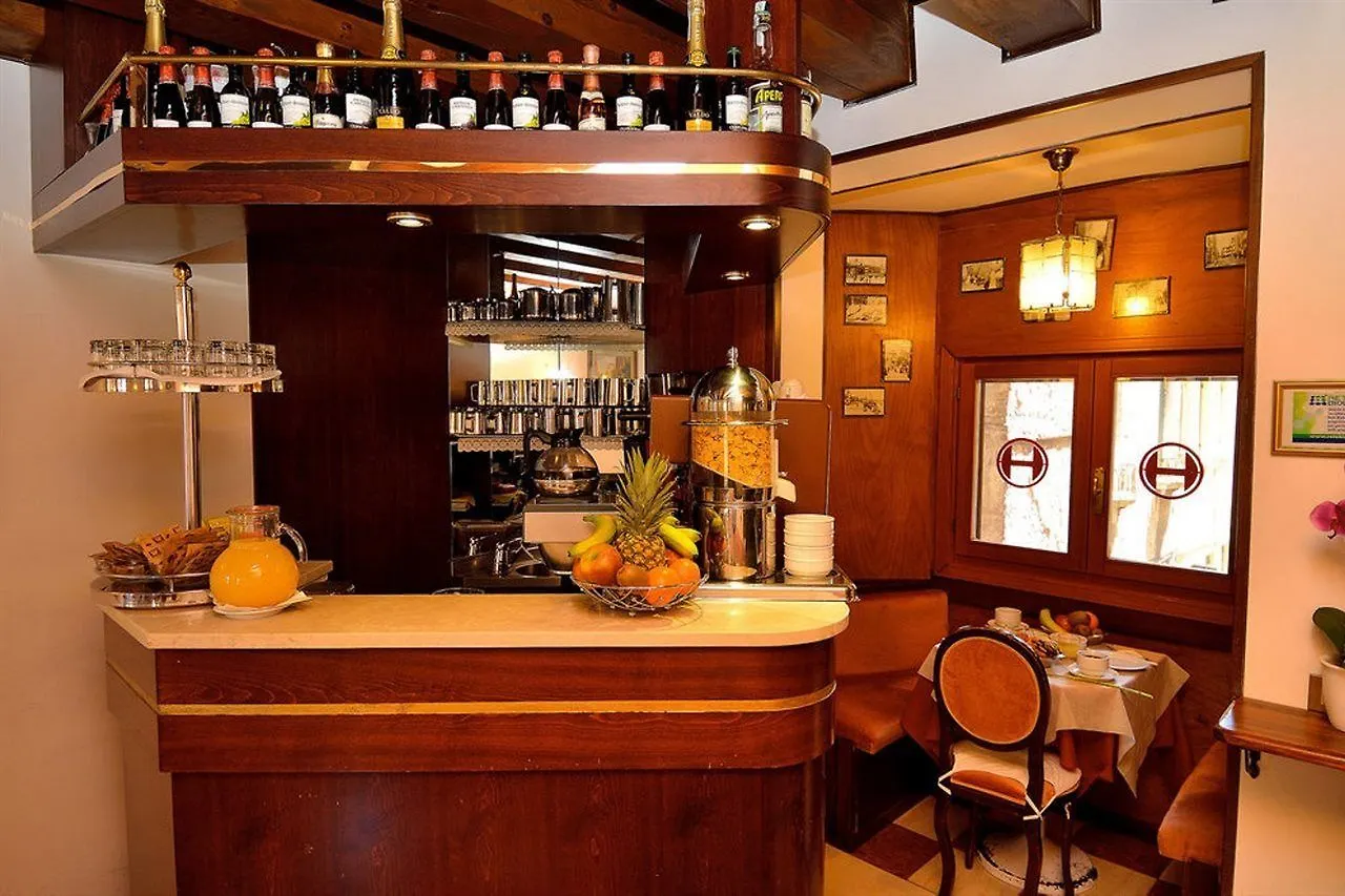 **  Hotel Orion Venice Italy