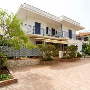 Casa Delle Rose Casa vacanze Isola delle Femmine